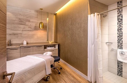 Clearwater Beach Resort | 2 Bdrm Presidential Villa Wyndham Clearwater Resort