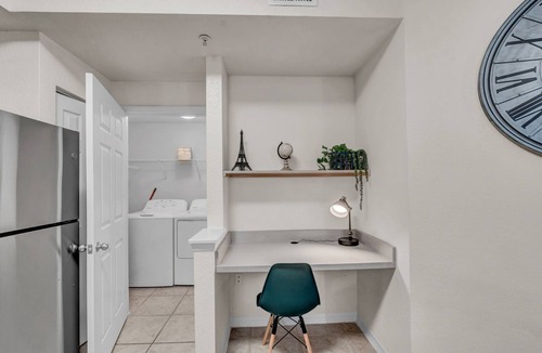 Westchase Apartment | 2-Bed/2-Bath Tampa Apartment: Comfort Meets Convenience for Corporate Travelers