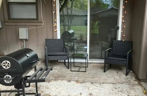 Clearwater House | 2 bedroom 1 bath Condonn