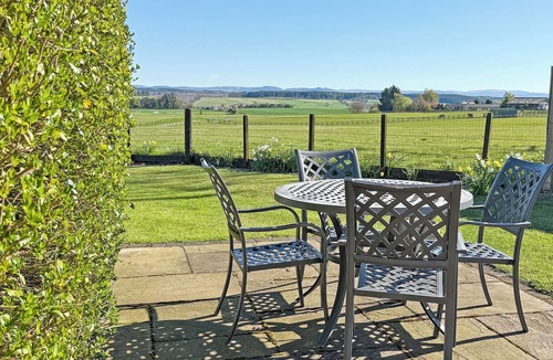 Perth Cottage | 2 bedroom accommodation in Methven, near Perth