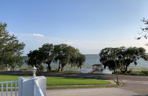 Auburndale Apartment | 2 Bedroom Apartment