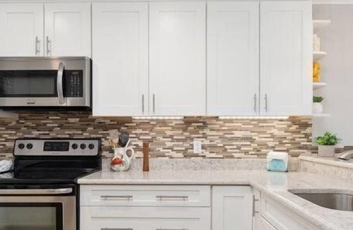 Stuart Condo | 2 Bedroom Condo 320731 by Houzlet