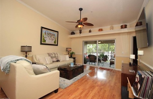 Naples Condo | 2 Bedroom Condo 96611 by Houzlet