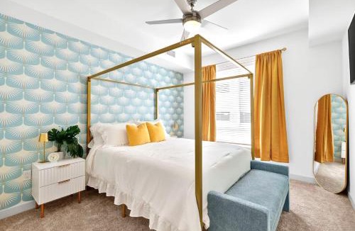 Downtown Jacksonville Apartment | 2 BR suite with game room & amenities