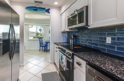Englewood Cottage | 2 Mi to Englewood Beach! Home w/Private Dock