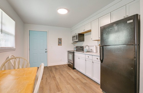 Dunbar House | 2 Mi to River District! Fort Myers Retreat w/Yard