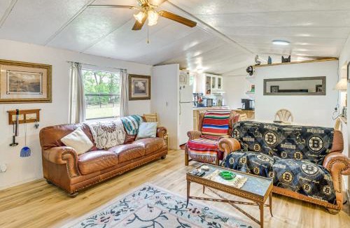 Ocala House | 2 Mi to World Equestrian Center Gem with Large Yard