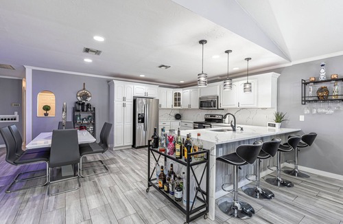 Naples Park House | 2 Pool homes located right next door to each other 7 total bedroom 4 total baths