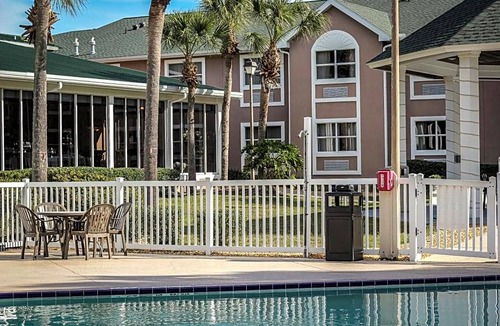 Citrus Hills Hotel | 2-Star Hotel ∙ Quality Inn Conference Center at Citrus Hills