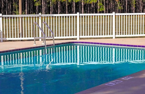 Citrus Hills Hotel | 2-Star Hotel ∙ Quality Inn Conference Center at Citrus Hills