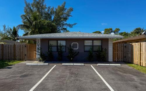 Central Fort Lauderdale Apartment | 20 OFF BLUE WAVE 10min Beach and Airport