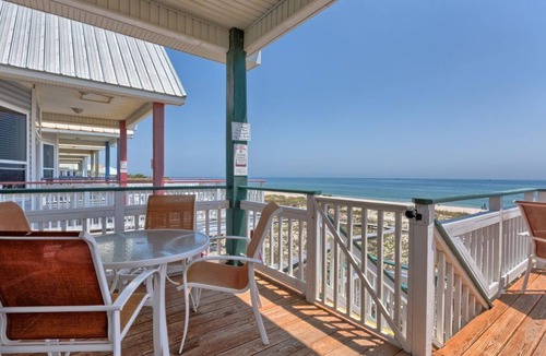 East End House | 20% OFF FALL, 3BR/3BA Dog-Friendly, BEACHFRONT, Center of Island