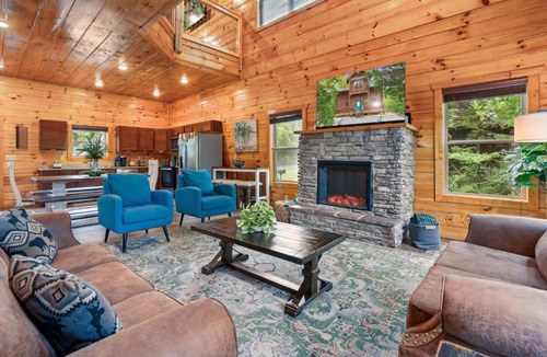Sevierville House | 200 Pines- Scenic Log Retreat, Hot Tub, Indoor Pool & Dogs OK