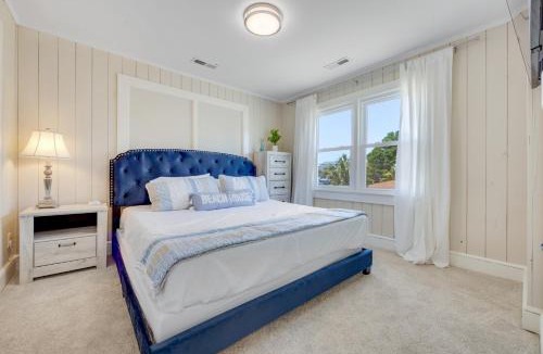 Crescent Beach House | 200 steps to ocean! North Myrtle Beach upper duplex unit, pet friendly!