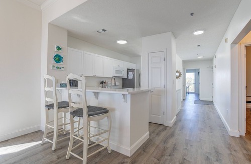 Ono Island Condo | 2000sqft Beachfront Beauty on Perdido Key.