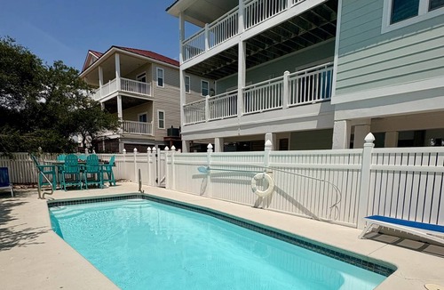 East End House | 206 m² House ∙ 3 bedrooms ∙ 12 guests