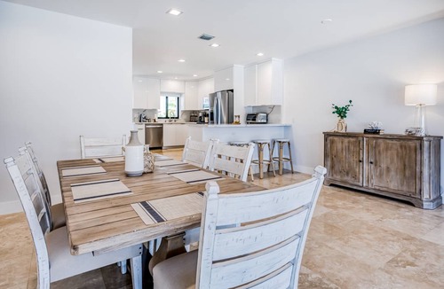 Sunrise Point House | 207 m² House ∙ 3 bedrooms ∙ 8 guests