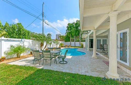 Bel Air House | 210 m² House ∙ 3 bedrooms ∙ 6 guests