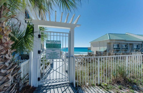 Emerald Waters Village House | 212 m² House ∙ 4 bedrooms ∙ 12 guests