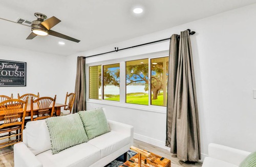 Sebring House | 213 m² House ∙ 3 bedrooms ∙ 8 guests