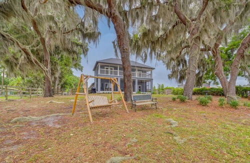 Candler House | 222 m² House ∙ 4 bedrooms ∙ 8 guests