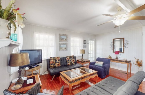 Eastpoint House | 223 m² House ∙ 3 bedrooms ∙ 6 guests