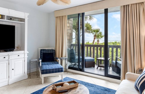 West Beach Village Condo | 2268 Shipwatch: 2BR Oceanfront, Steps from the Beach, Bike Credit