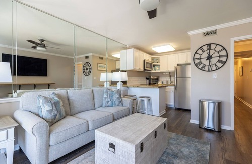 North Forest Beach Villa | 233 Breakers: Oceanfront Villa! 1BD/1BA/Sleeps 6