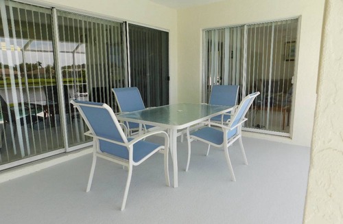 Regal Oaks House | 239 m² House ∙ 3 bedrooms ∙ 6 guests