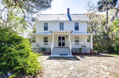 Pomona Park House | 241 m² House ∙ 4 bedrooms ∙ 8 guests