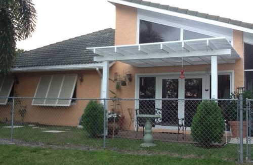 Plantation House | 242 m² House ∙ 3 bedrooms ∙ 6 guests