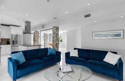 Ludlam House | 255 m² House ∙ 4 bedrooms ∙ 11 guests