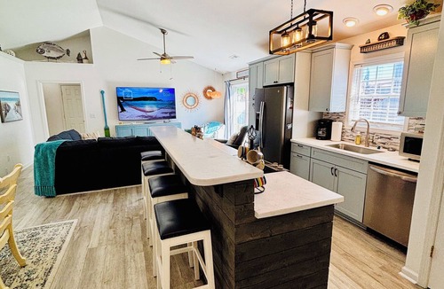 Surfside Beach House | 256 Melody Gardens (The Glitzy Mermaid)