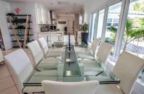Harbor Beach House | 267 m² House ∙ 4 bedrooms ∙ 8 guests