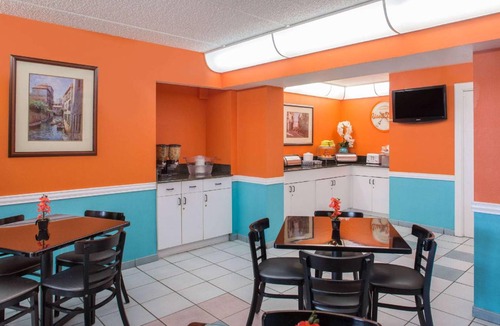 Clearwater Hotel | 27 m² Hotel ∙ 127 guests