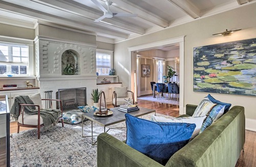 Crestline Heights House | 278 m² House ∙ 3 bedrooms ∙ 10 guests