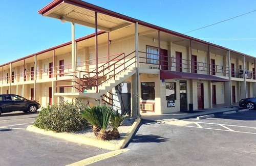 Griffin Heights Hotel | 28 m² Motel ∙ 4 guests