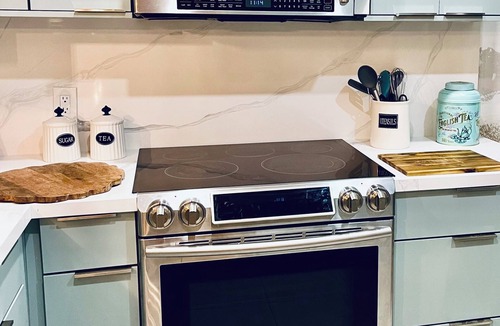 Pebble Beach House | 2bd-2ba-2ga, heated pool, golf-beach lovers, pet friendly sanctuary.