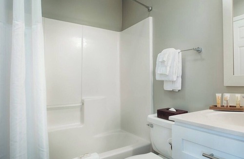 Ocean Ridge Resort | 2BR/2BA Edisto Resort Vacation Suite