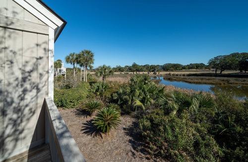 Seabrook Island Cottage | 2BR/2BA + Loft Cottage! Close to Beach! Golf Course Views! Amenity access Available!