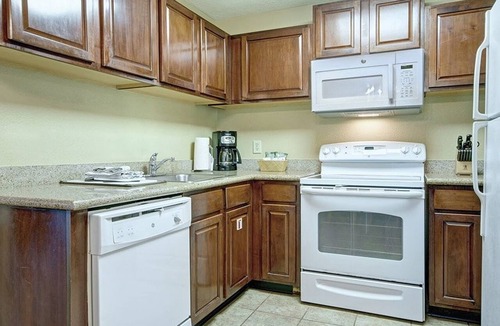 Williamsburg Condo | 2br Deluxe Colonial Stay Near Fun Attractions!