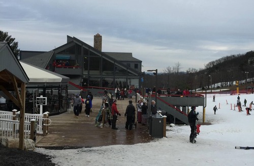 McGaheysville Condo | 2BR, Sleeps 6, Ski, Water Park at Resort New Years Eve