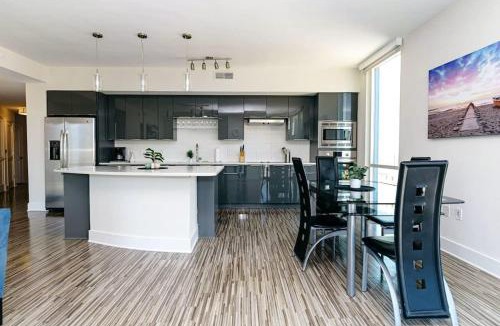 Charlotte Center City Apartment | 2BR Uptown Charlotte Furnished Apartments apts