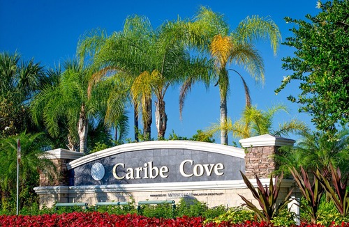 West Kissimmee Condo | 2nd floor condo w/ gym, shared pools, balcony, sauna, hot tub, near theme parks