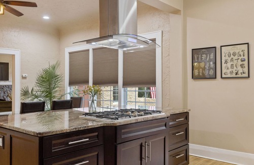 Lakeland House | 2x Properties + Pool + Pet Friendly