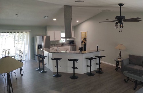 Crystal River House | 3/2 Perfect for FamiliesnBoat and RV parking