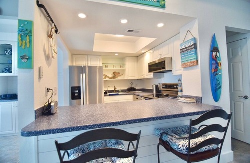 Stuart House | 3 Bed 3 bath Luxury Townhome with Private Beach & Resort Amenities in Stuart, FL