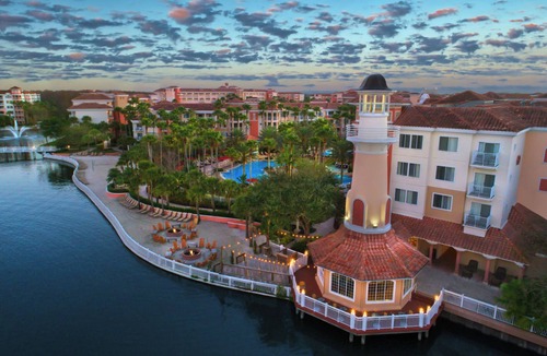 Williamsburg Condo | 3-bedroom 3 bath condo -sleeps 12- with full kitchen near theme parks