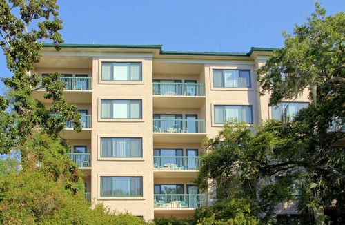 Hilton Head Island Condo | 3 bedroom Condo in Hilton Head at Waterside by Spinnaker. Book Now!