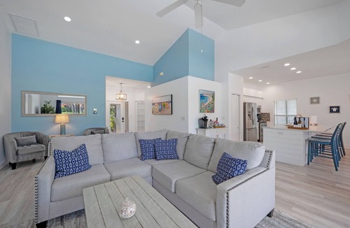 Naples House | 3 Bedroom House w/pool, Players Club access and Golf Course view in Lely Resort.